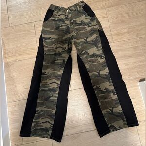 Wide leg camo jeans